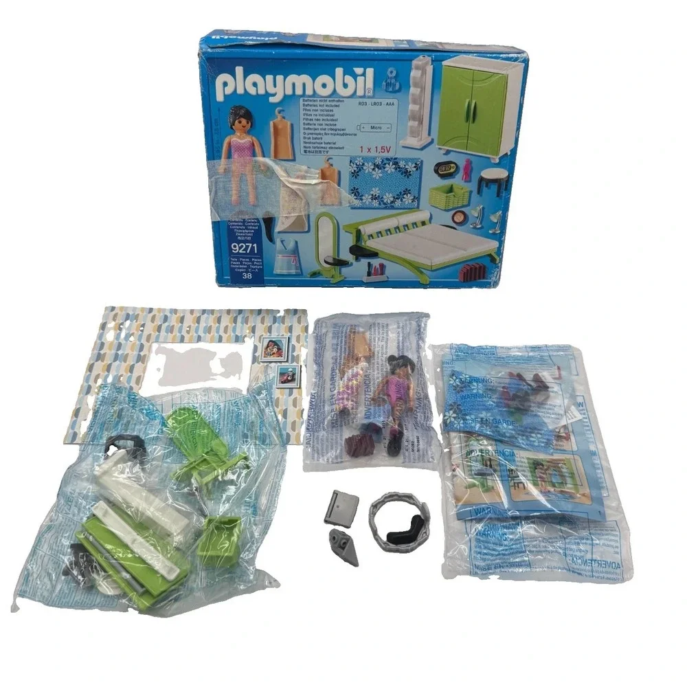 Playmobil City Life Bedroom Set 9271 Open Box 38 Pieces With Box